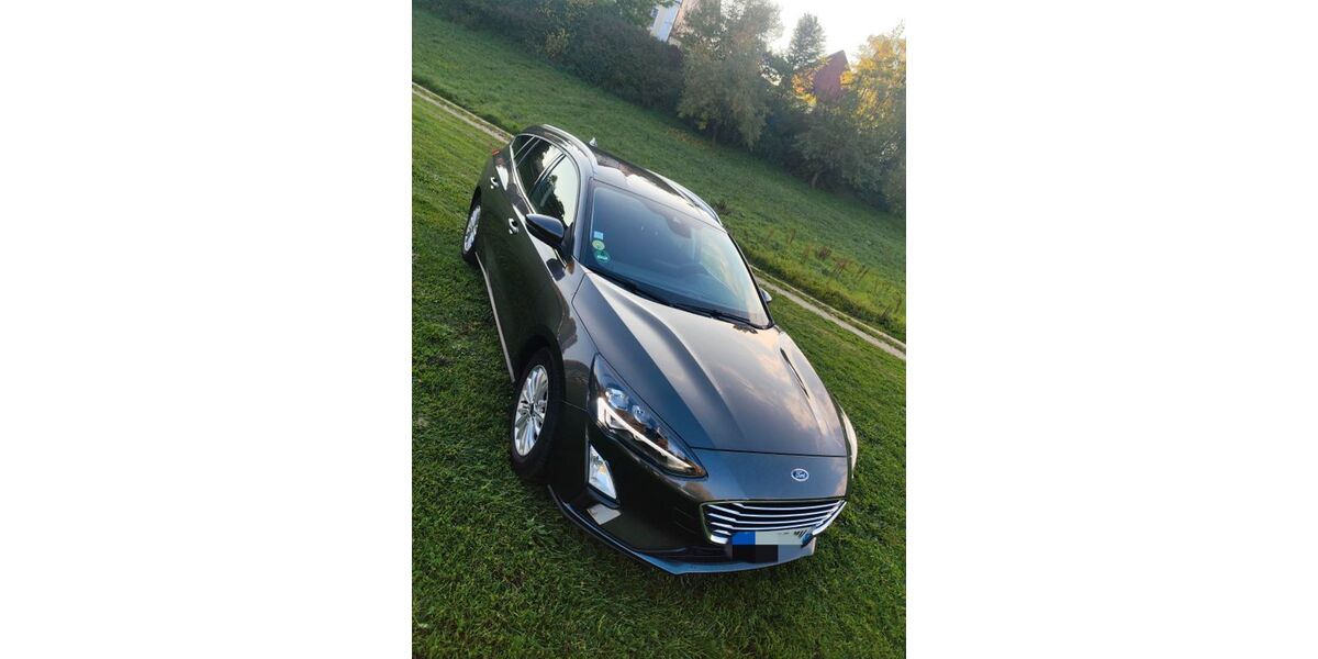 Ford Focus 76.000 km 14.490 &euro; Laupheim 88471