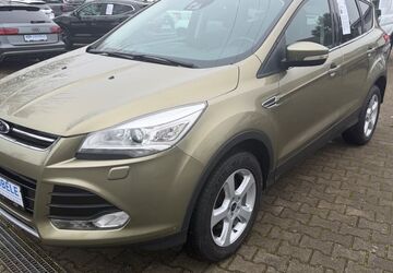 Ford Kuga 172.500 km 9.990 &euro; Pfaffenhofen 89284