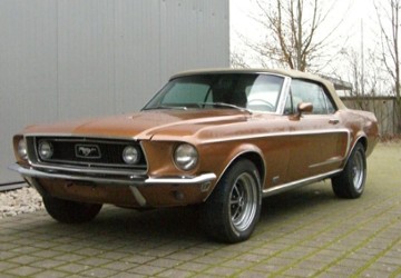 Ford Mustang 38.000 km 49.900 &euro; Ulm 89081