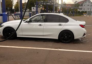 BMW 330 93.000 km 33.000 &euro; Ulm 89077