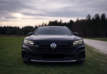 VW Touareg 83.000 km 44.900 &euro; Illertissen 89257