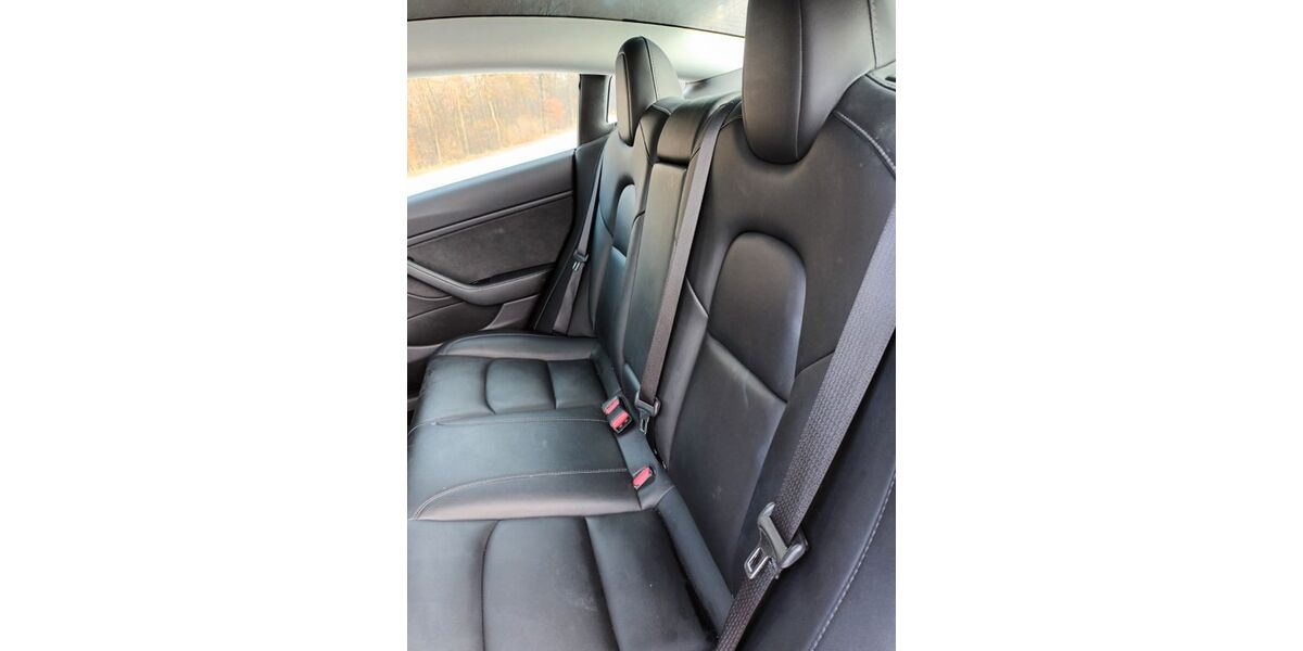 Tesla Model 3 140.000 km 18.000 &euro; Blaustein 89134