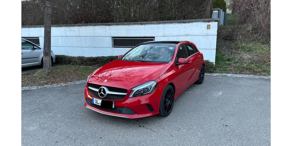 Mercedes-Benz A 180 82.015 km 14.000 &euro; Ulm 89075