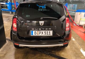 Dacia Duster 121.000 km 5.300 &euro; Ulm 89077