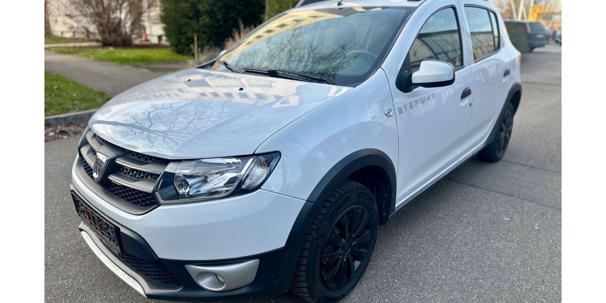 Dacia Sandero 94.030 km 5.999 &euro; Ulm 89079