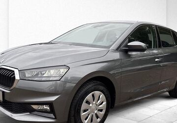 Skoda Fabia 8.194 km 16.580 &euro; Geislingen 73312