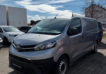Toyota Proace (Verso) 110.381 km 16.490 &euro; Ehingen 89584