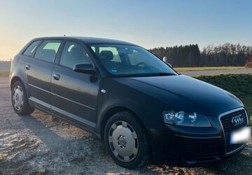 Audi A3 299.000 km 2.099 &euro; Illertissen 89257