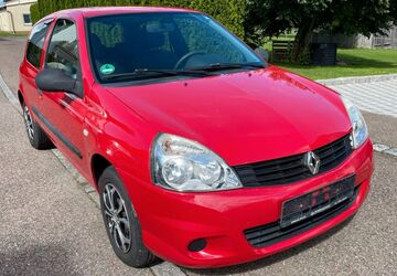 Renault Clio 116.094 km 2.390 &euro; Laupheim 4 88471