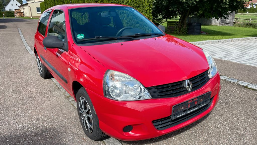 Renault Clio 116.094 km 2.390 &euro; Laupheim 4 88471