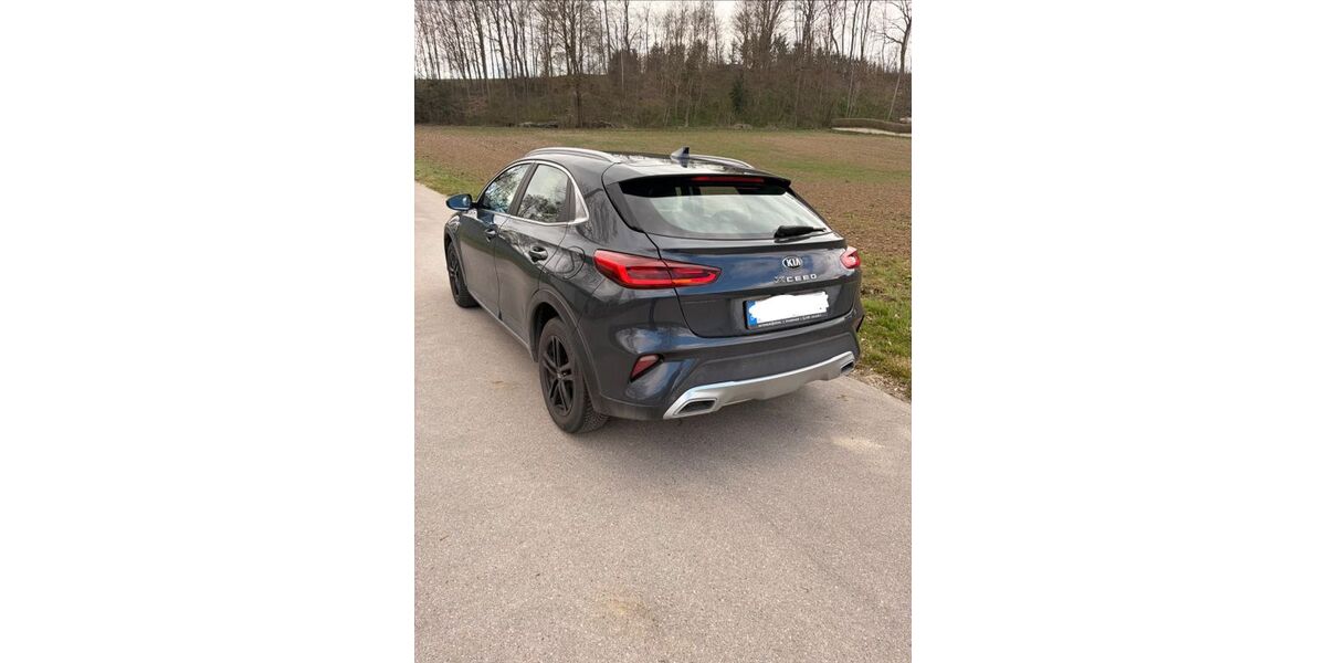 Kia XCeed 50.000 km 14.500 &euro; Offingen 89362