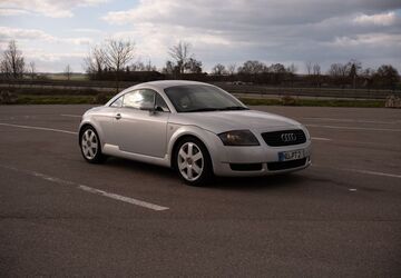 Audi TT 187.189 km 8.000 &euro; Thalfingen 89275