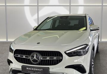 Mercedes-Benz GLA 220 10.612 km 43.500 &euro; Ulm 89077