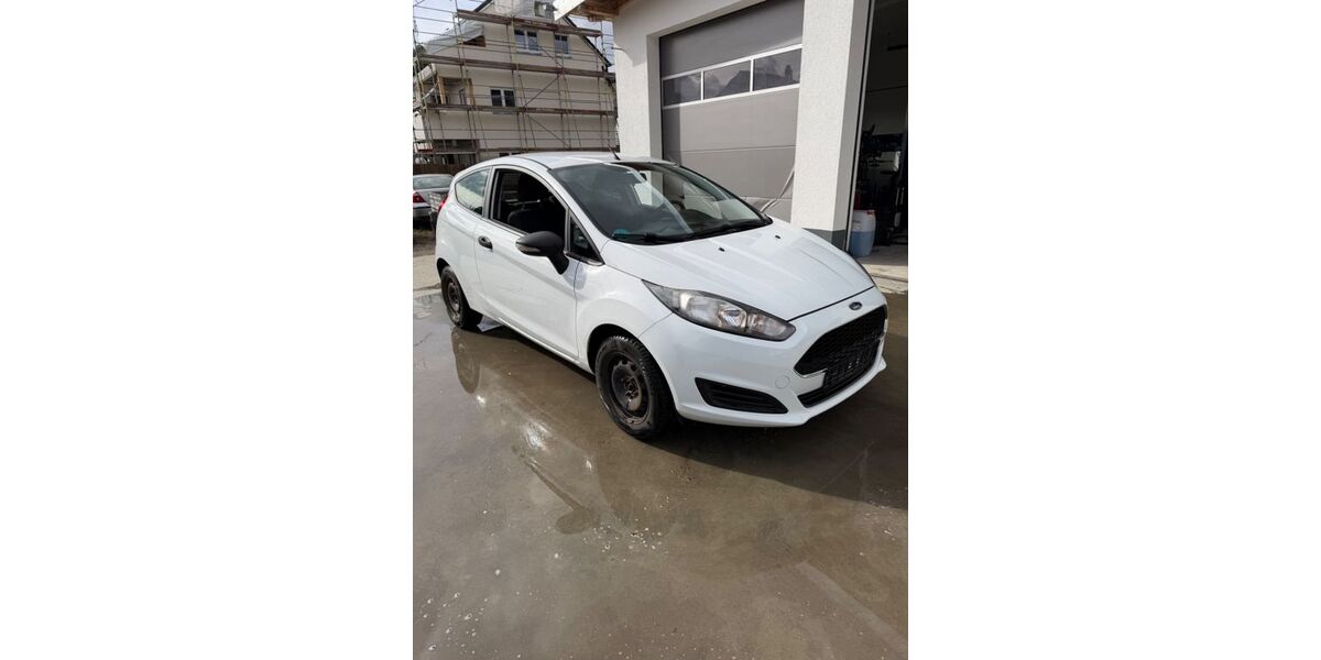 Ford Fiesta 145.712 km 3.500 &euro; Senden 89250