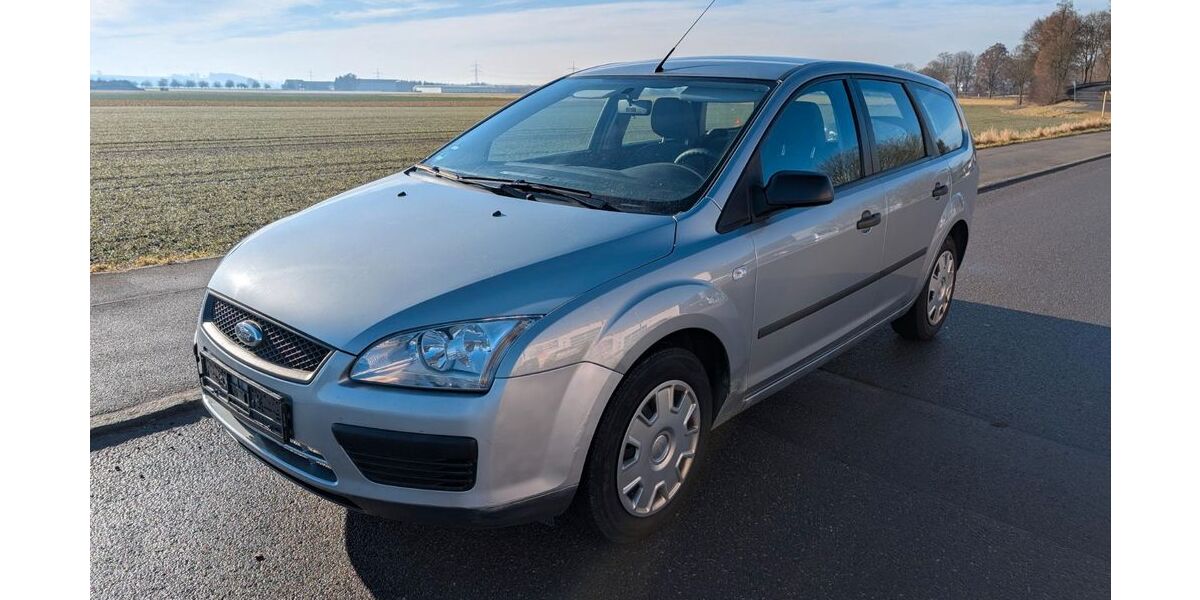 Ford Focus 151.121 km 1.600 &euro; Laupheim 88477