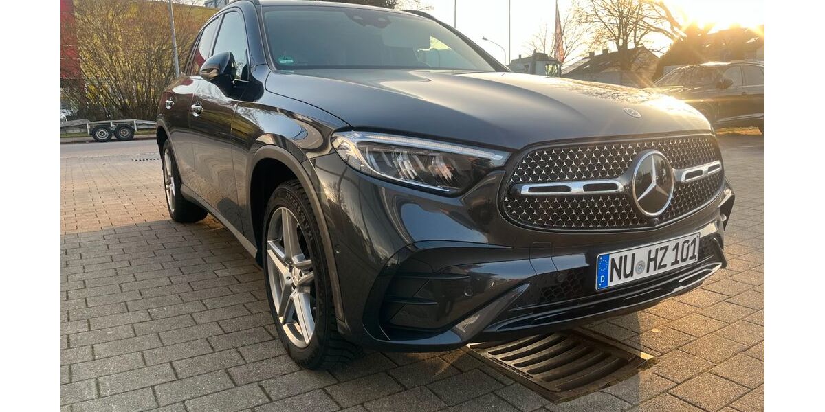 Mercedes-Benz GLC 300 18.992 km 59.000 &euro; Neu-Ulm 89231
