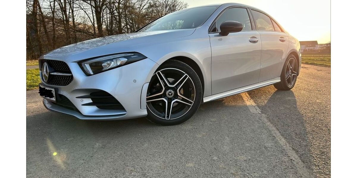 Mercedes-Benz A 180 56.200 km 23.498 &euro; Leipheim 89340
