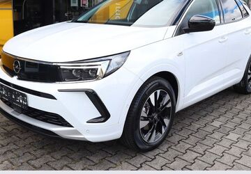 Opel Grandland (X) 16.000 km 23.920 &euro; Ulm 89073