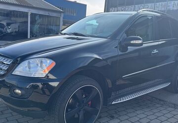 Mercedes-Benz ML 320 243.000 km 6.999 &euro; Ulm 89079
