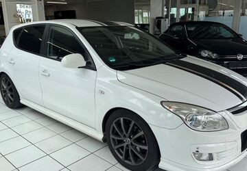 Hyundai i30 246.000 km 2.990 &euro; Berghülen 89180