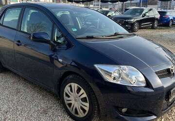 Toyota Auris 237.600 km 2.999 &euro; Langenau 89129