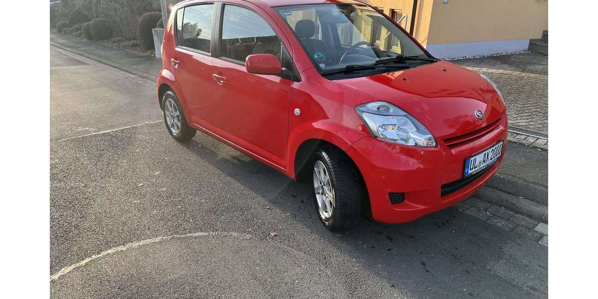 Daihatsu Sirion 135.000 km 2.499 &euro; Ulm, Universitätsstadt 89081