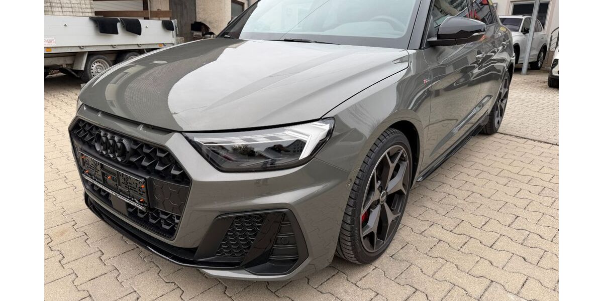 Audi A1 12.864 km 36.295 &euro; Ulm 89079