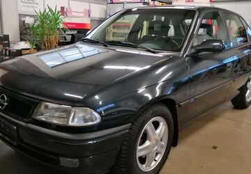 Opel Astra 101.233 km 9.999 &euro; Ulm 89079
