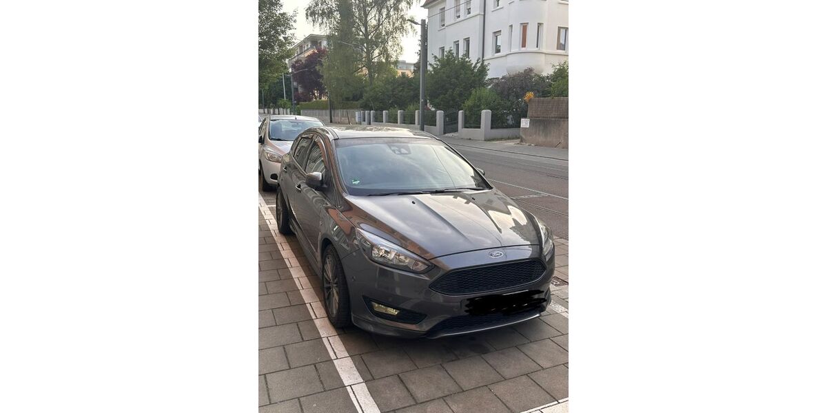Ford Focus 127.000 km 8.000 &euro; Ulm 89077