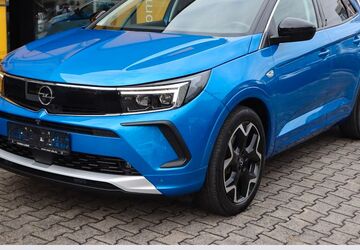Opel Grandland (X) 55.700 km 23.990 &euro; Ulm 89073