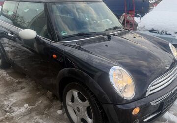 Mini ONE 166.000 km 2.750 &euro; Ulm-Donautal 89079