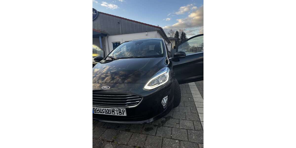 Ford Fiesta 91.500 km 11.500 &euro; Laupheim 88471
