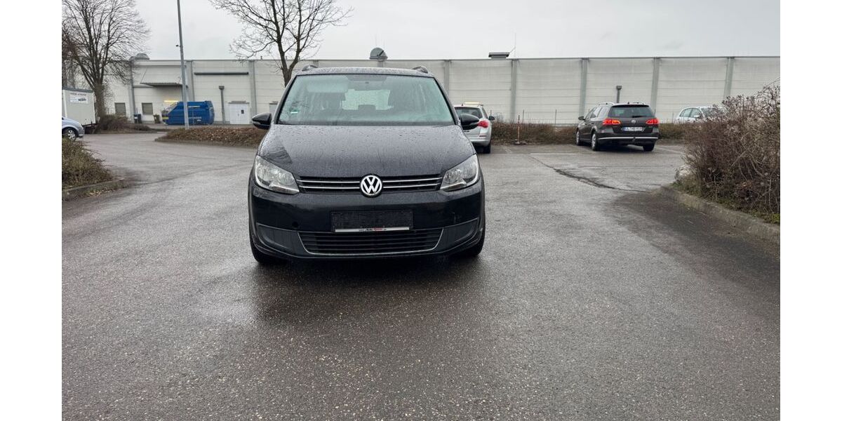 VW Touran 213.000 km 3.750 &euro; Erbach 89155