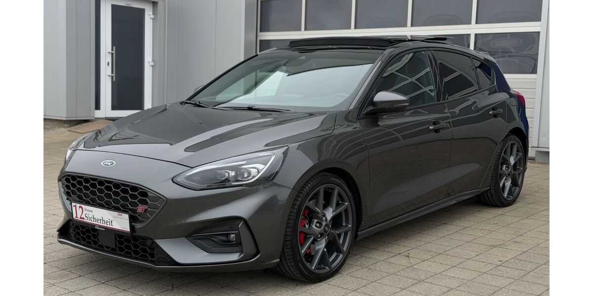 Ford Focus 54.000 km 25.990 &euro; Elchingen 89275