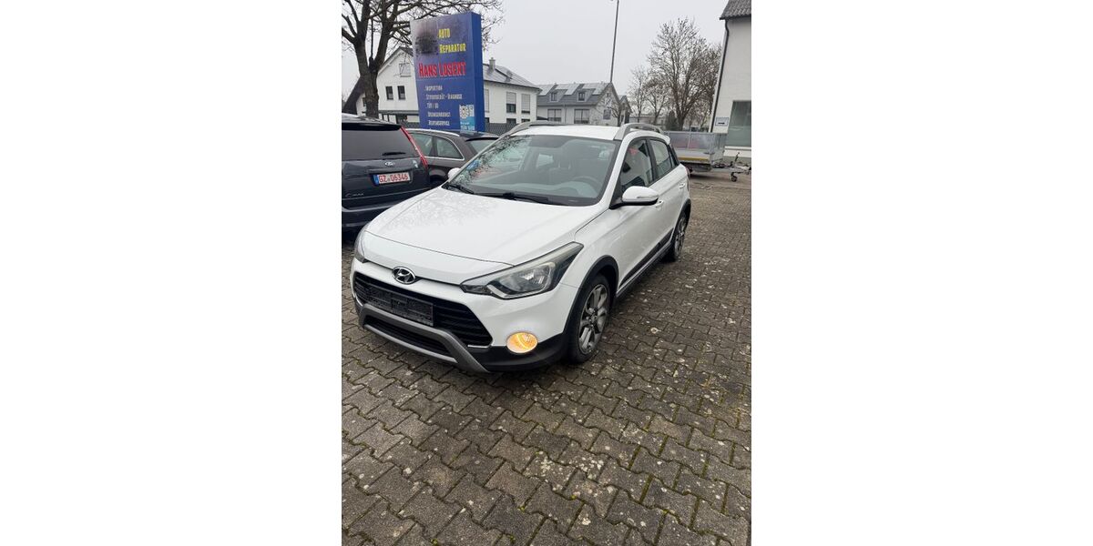 Hyundai i20 75.200 km 7.990 &euro; Leipheim 89340