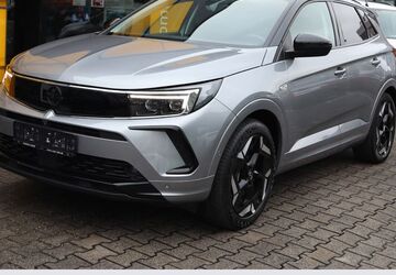 Opel Grandland (X) 38.600 km 26.490 &euro; Ulm 89073
