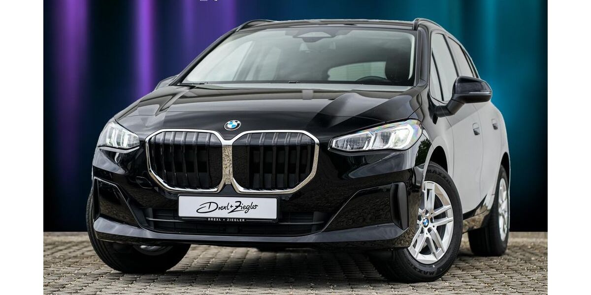 BMW 220 Active Tourer 8.000 km 28.999 &euro; Günzburg 89312