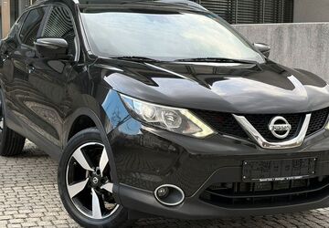 Nissan Qashqai 133.000 km 11.990 &euro; Mietingen 88487