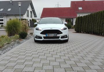 Ford Focus 38.400 km 19.490 &euro; Ehingen 89584