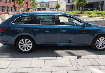 Skoda Superb 230.000 km 11.800 &euro; Ulm 89077