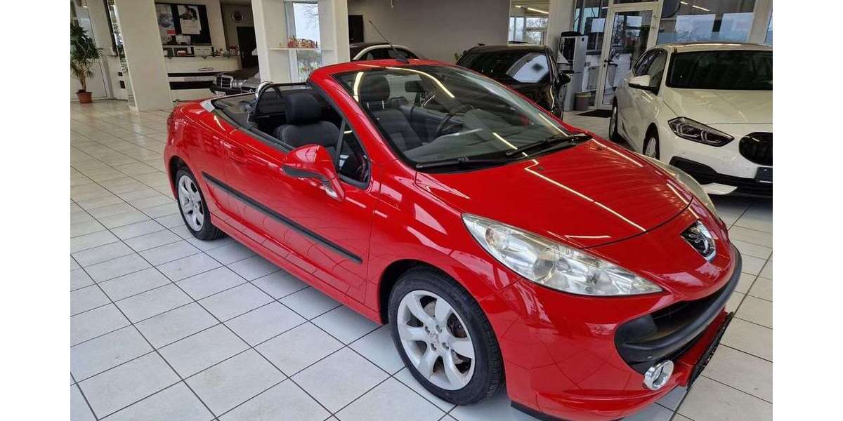 Peugeot 207 111.900 km 3.990 &euro; Berghülen 89180