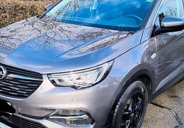 Opel Grandland (X) 86.300 km 16.600 &euro; Beimerstetten 89179