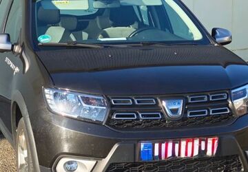 Dacia Sandero 85.000 km 7.990 &euro; Schemmerhofen 88433