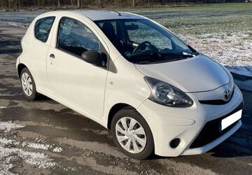 Toyota Aygo (X) 49.577 km 4.490 &euro; Günzburg 89312