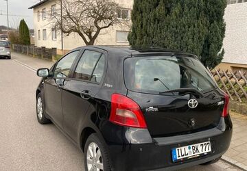 Toyota Yaris 184.000 km 2.750 &euro; Illertissen 89257