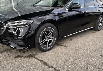 Mercedes-Benz E 300 35.524 km 61.900 &euro; Günzburg 89312