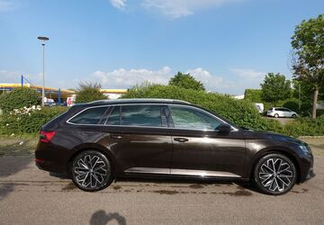 Skoda Superb 208.000 km 15.999 &euro; Neu-Ulm 89231