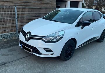 Renault Clio 92.000 km 9.100 &euro; Schemmerhofen 88433
