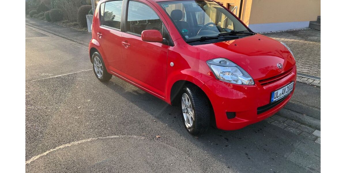 Daihatsu Sirion 135.000 km 2.499 &euro; Ulm 89073