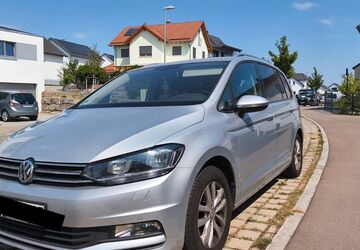 VW Touran 140.000 km 11.900 &euro; Ulm 89079
